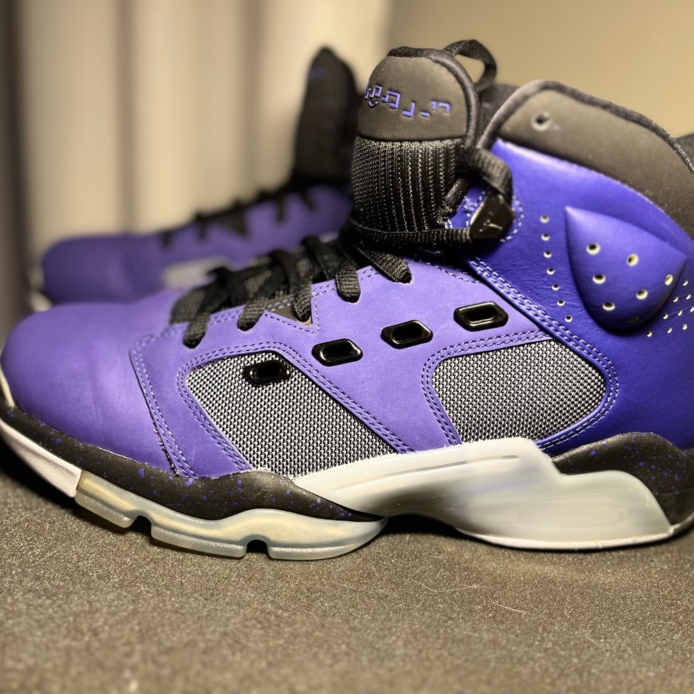 2015 Jordan 6-17-23 Dark Concord purple US means size 8